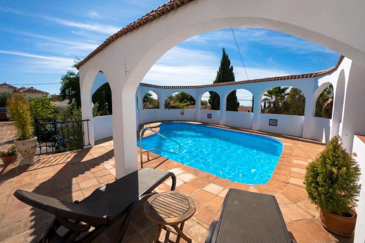 Private Heated Pool, Jacuzzi & 1225M2 Garden In Villa Cipreses Frigiliana Exterior foto